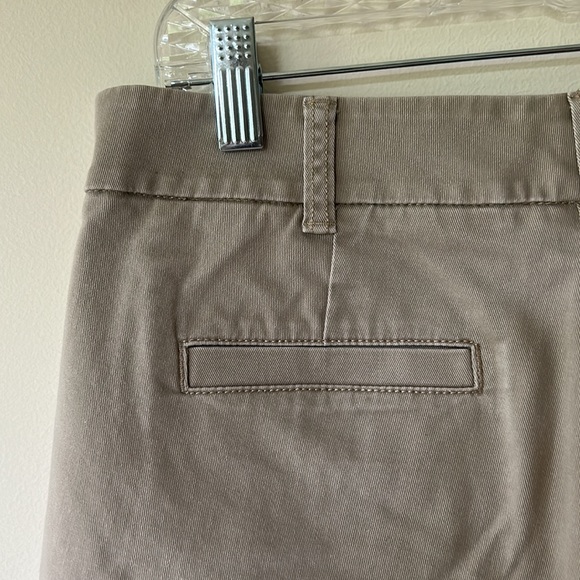 J. Crew khaki shorts, size 2 - Picture 3 of 5